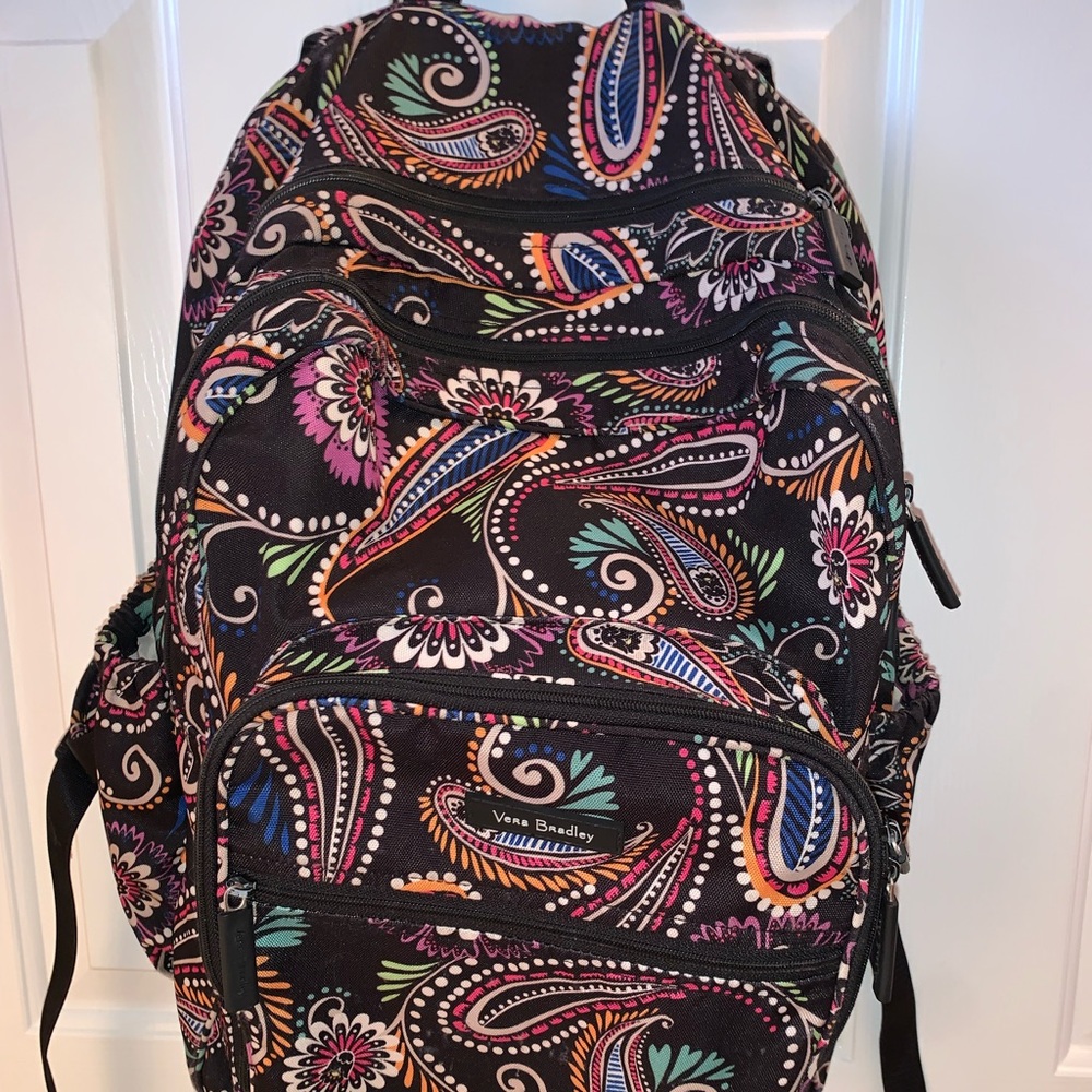 VERS BRADLEY PAISLEY PRINT BACKPACK, NEW CONDITION.